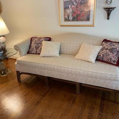 Chippendale sofa - very clean