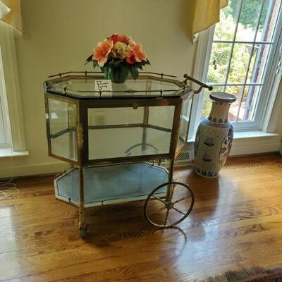 MCM Hollywood Regency dessert or bar cart/ removeable tray & center hinged, drop down door