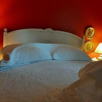 vintage full painted white bed includes all bed linens and mattress and boxspring $250.00