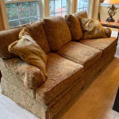 Henredon Collection - Upholstery three seater couch 