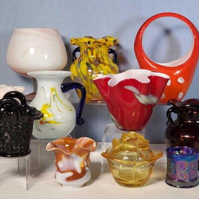 11 Pc Art And Collectible Glass
