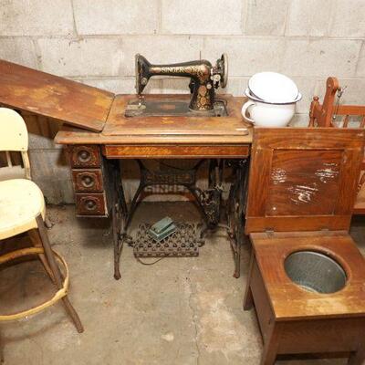 Estate sale photo