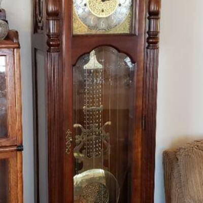 Gorgeous Grandfather clock. (Works Great)