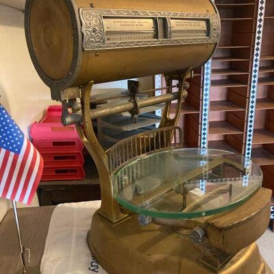 Country Store Scale, Dayton â€œBarrelâ€ The Computing