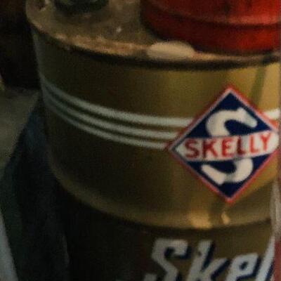 Skelly oil collectables
