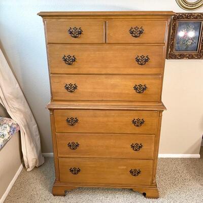 Vintage maple hi-boy chest of drawers 34 x 19 x 56.5