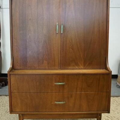 1350	KROEHLER MID CENTURY MODERN STEP BACK CABINET, HAS TWO DRAWERS BENEATH, INTERIOR DRAWERS & SHELVES ALSO HAS AN ELECTRICIAL OUTLET....