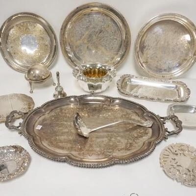 1135	LOT OF SILVER PLATE W/TRAYS, BUTTER DISH, BOWLS, LARGE LADLE, ETC
