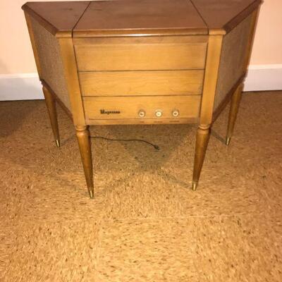 Magnavox record player  