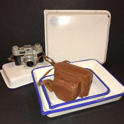Kodak camera and developing trays being sold as one lot