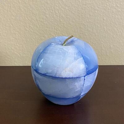 Blue Onyx apple