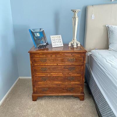 Antique nightstand - excellent Condition 