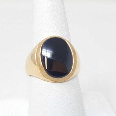 #108 â€¢ 14k Gold Ring With Onyx Stone 10.7g
