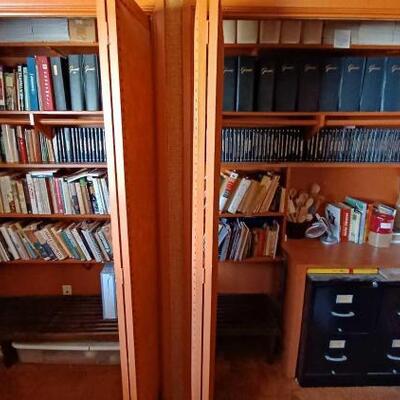 #1702 â€¢ Recipe Books, Wooden Cooking Utensils, Agatha Christie Books And More. 