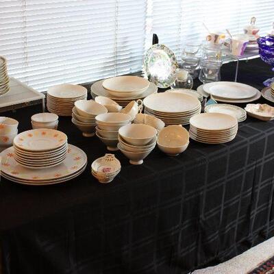 Paul McCobb Contempri Sparkler china