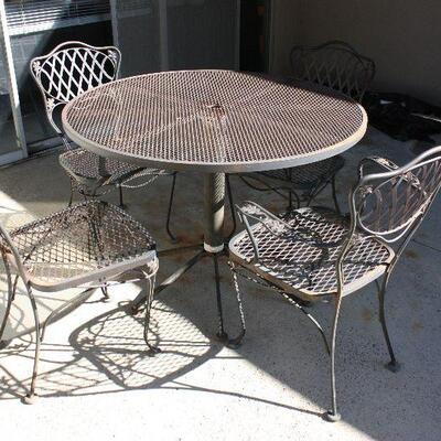 Vintage wrought iron patio furniture