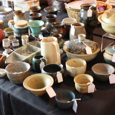 Art pottery and ceramics