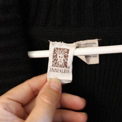 Women's vintage Anne Klein sweater