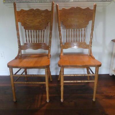 Pair of Winners Only Amish-Style Pressback Dining Chairs