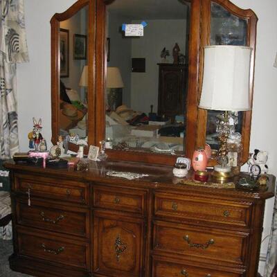 DRESSER WITH FOLDING MIRROR   BUY IT NOW $ 195.00