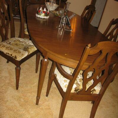 Dining room table. leaves and chairs  BUY IT NOW $ 