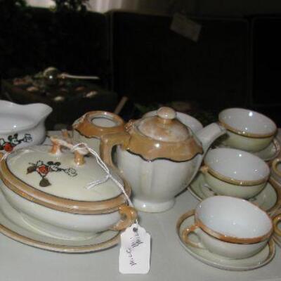 Walt Disney shilds porcelain tea set