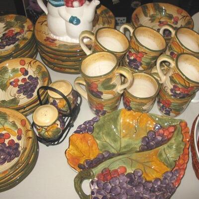 49 PIECES TUSCANY POTTERY DISH SET                                  
           BUY IT NOW $85.00