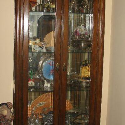 Tall curio cabinet                                                                             
             BUY IT NOW $ 185.00