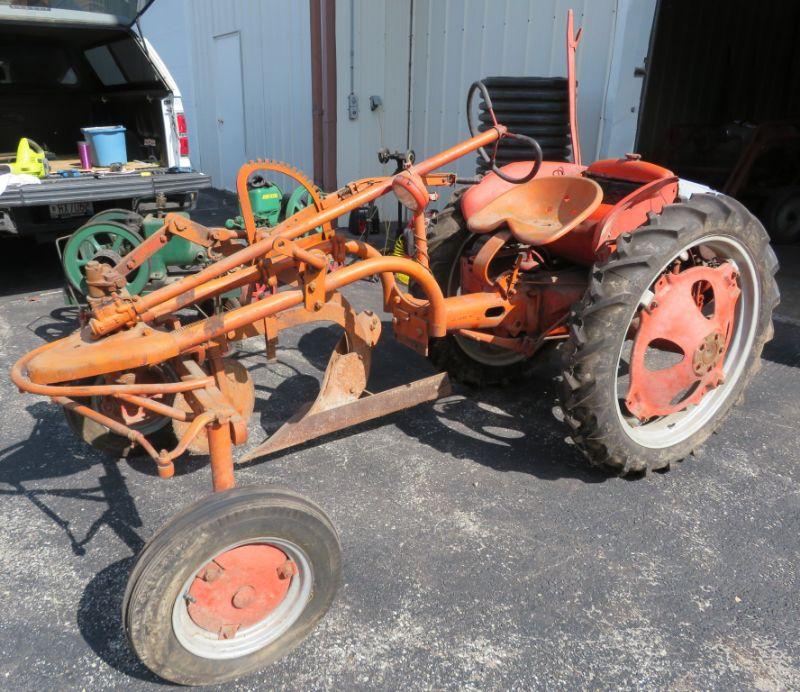 Allis Chalmers Model G tractor