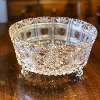 Crystal footed bowl
$20
