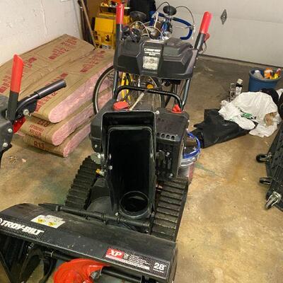 brand new Troy Bilt snow blower bought in March 2021 for $2000 asking $1500 OBO Call if you want it before sale starts!