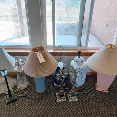 2958	

Approximately 8 Lamps
Sizes Ranging From: 5