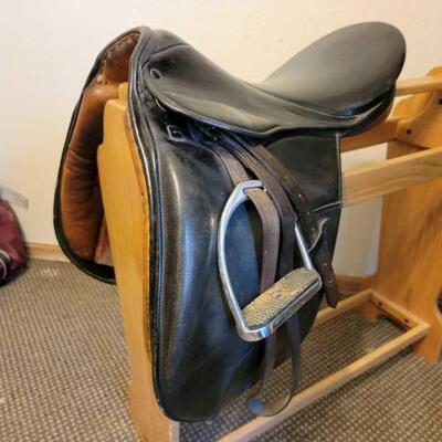 2020	

StÃ¼bben English Saddle
Rack not included