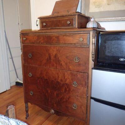 Antique dresser $200 or make  fair offer.

