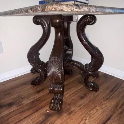 marble top, wooden leg base table, excellent condition