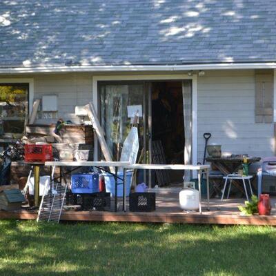 Estate sale photo