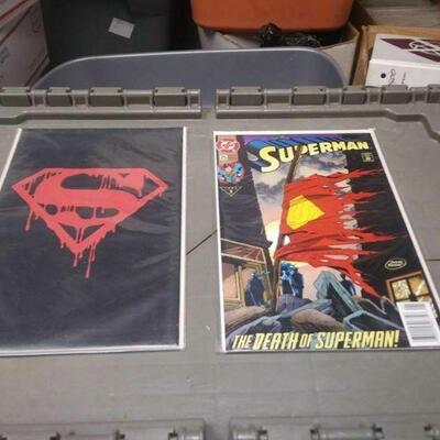 https://www.ebay.com/itm/114830347918	RX5012001 DC COMICS BOOK LOT OF 49 BOOKS DEATH OF SUPER SUPERMAN FUNERAL FOR A F	Offer
