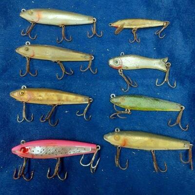 https://www.ebay.com/itm/124857819845	LAN3135 LOT OF 8 ASSORTED USED VINTAGE FISHING LURES .	BIN
