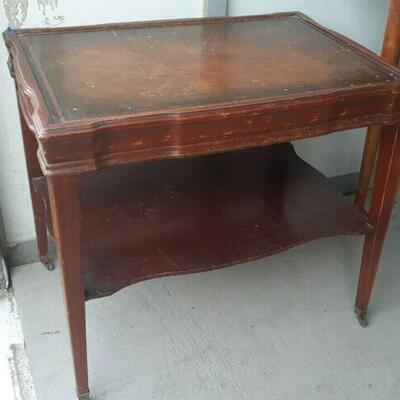 https://www.ebay.com/itm/115049937179	LP8037 : Leather Top Rolling Wooden End Table 2-tiered LOCAL PICKUP		BIN
