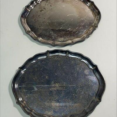 https://www.ebay.com/itm/114918154943	CC0067 PAIR OF SILVER TRAY FAVORS FROM MARDI GRAS KREWE NEREUS 1962	BIN
