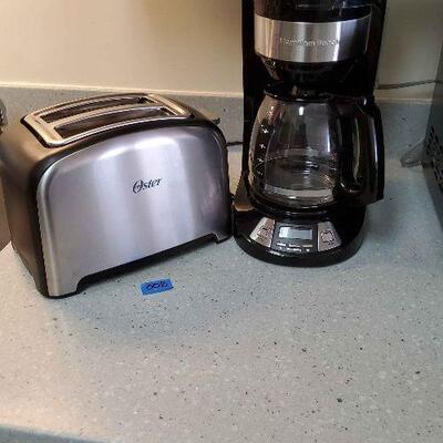 BHB008 - Kitchen Appliances Coffee Maker & 2-Slice Toaster in Excellent Condition