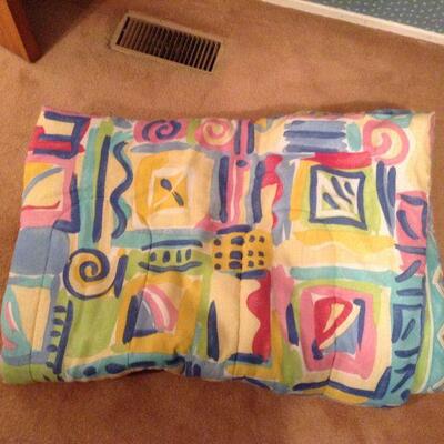 Twin bed comforter and sheets