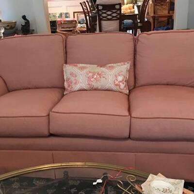 Sherrill sofa $695
86 X 37 X 34