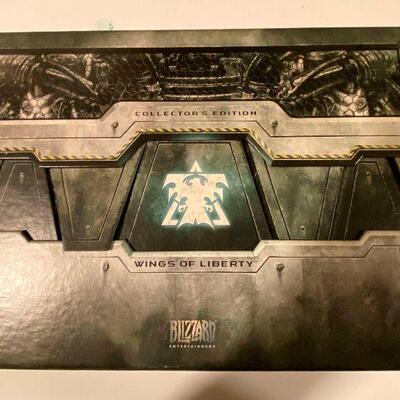 PST114 - Starcraft II Wings of Liberty Game Collector's Edition by Blizzard Ent. - See Description 