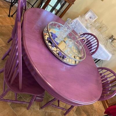 Marvelous purple dining table and chairs!!