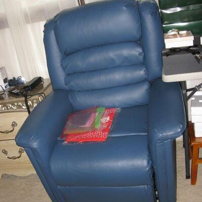 leather electric lift chair   BUY IT NOW $ 185.00