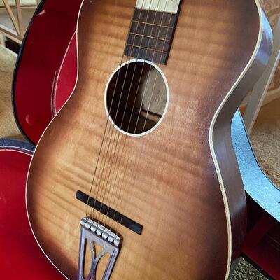 Vintage Airline Guitar