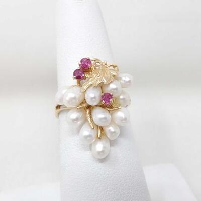 #1020 â€¢ 14k Gold Pearl Ruby Grape Ring 3.8g