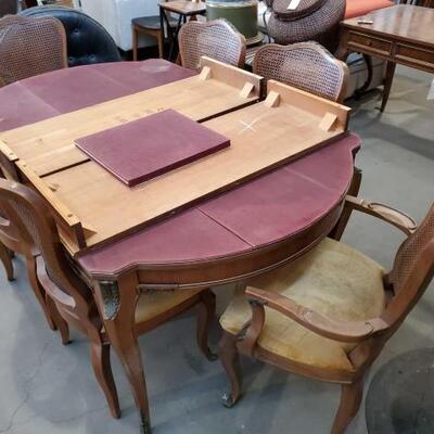 #3620 â€¢ Dining Table With 6 Chairs