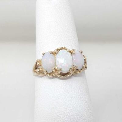 #1074 â€¢ 10k Gold Opal Trilogy Fashion Ring 2.3g